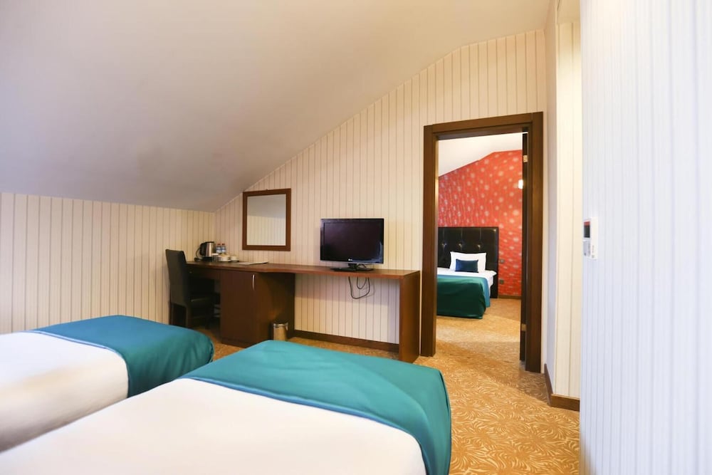 Highway Otel Rezervasyon