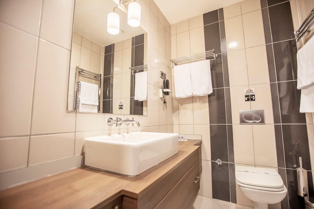 Highway Otel Rezervasyon