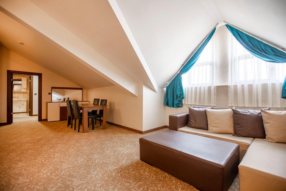 Highway Otel Rezervasyon