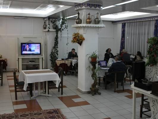 1943 Tarihi Emniyet Hotel Rezervasyon