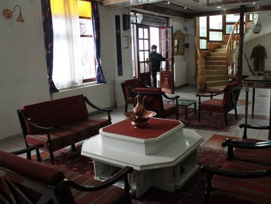 1943 Tarihi Emniyet Hotel Rezervasyon