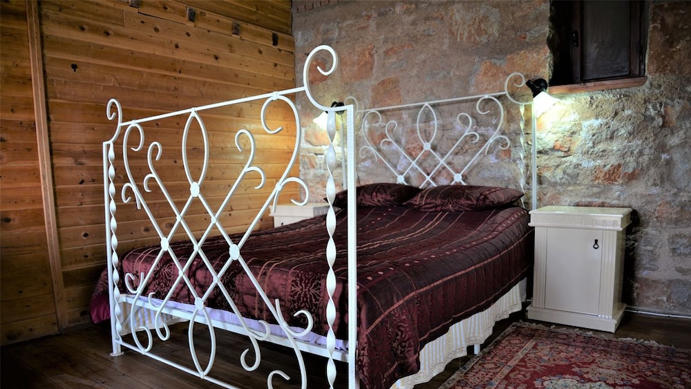 Yediburunlar Lighthouse Rezervasyon