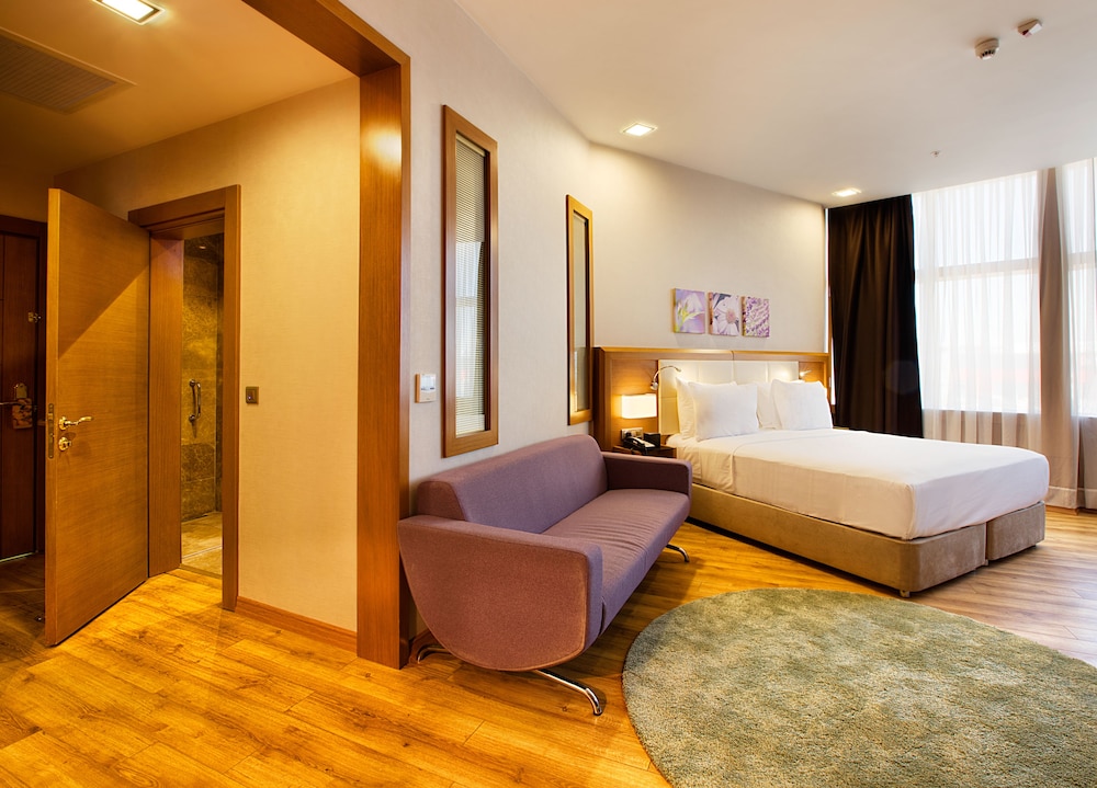 Hilton Garden Inn Kocaeli Sekerpinar Rezervasyon