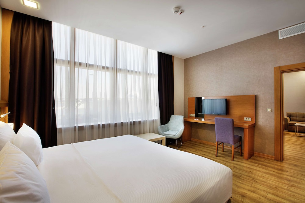 Hilton Garden Inn Kocaeli Sekerpinar Rezervasyon