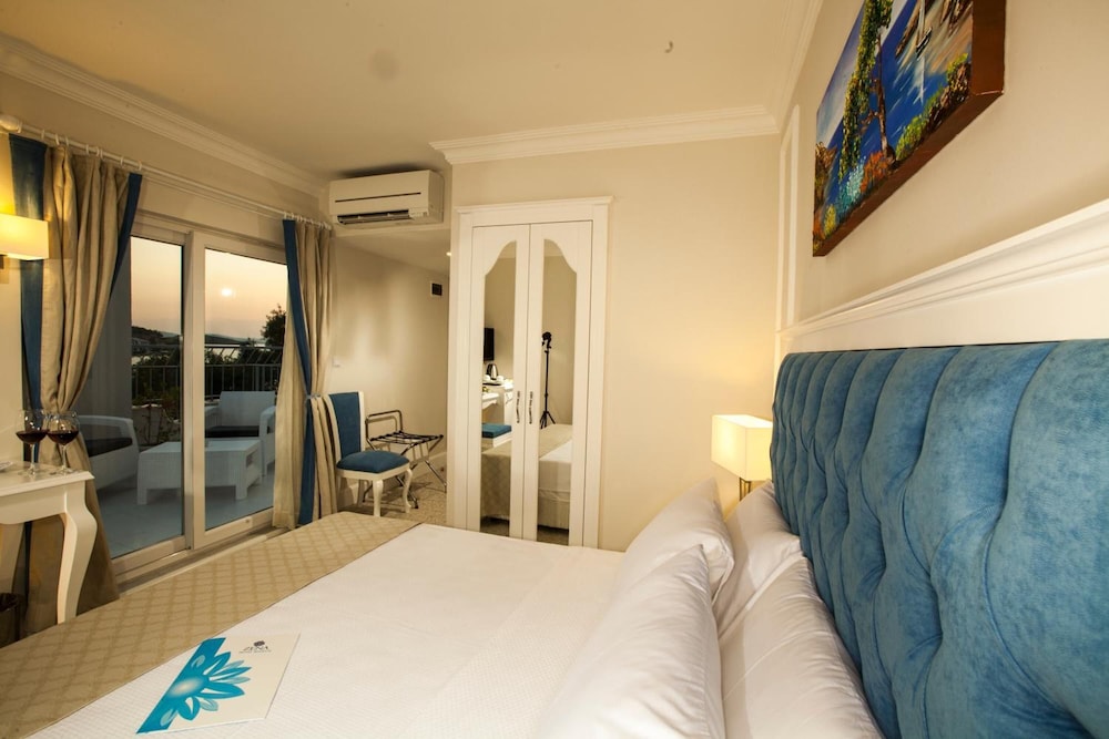 Zena Hotel Bodrum Rezervasyon