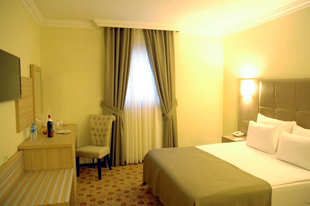 Günes Hotel Merter Rezervasyon