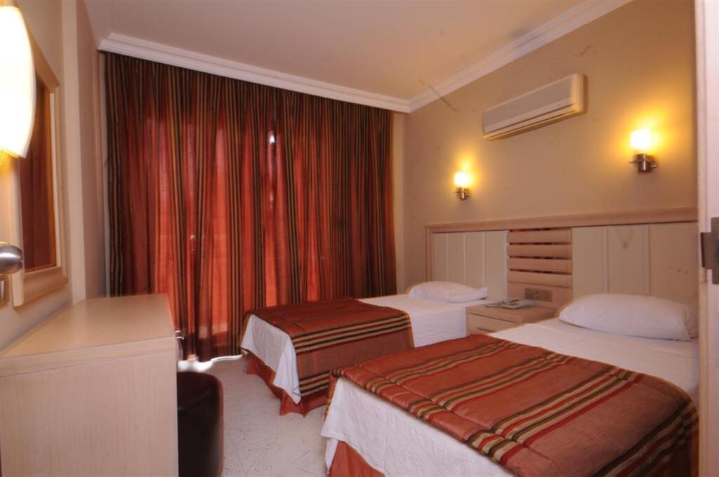 Candan Apart Hotel Rezervasyon