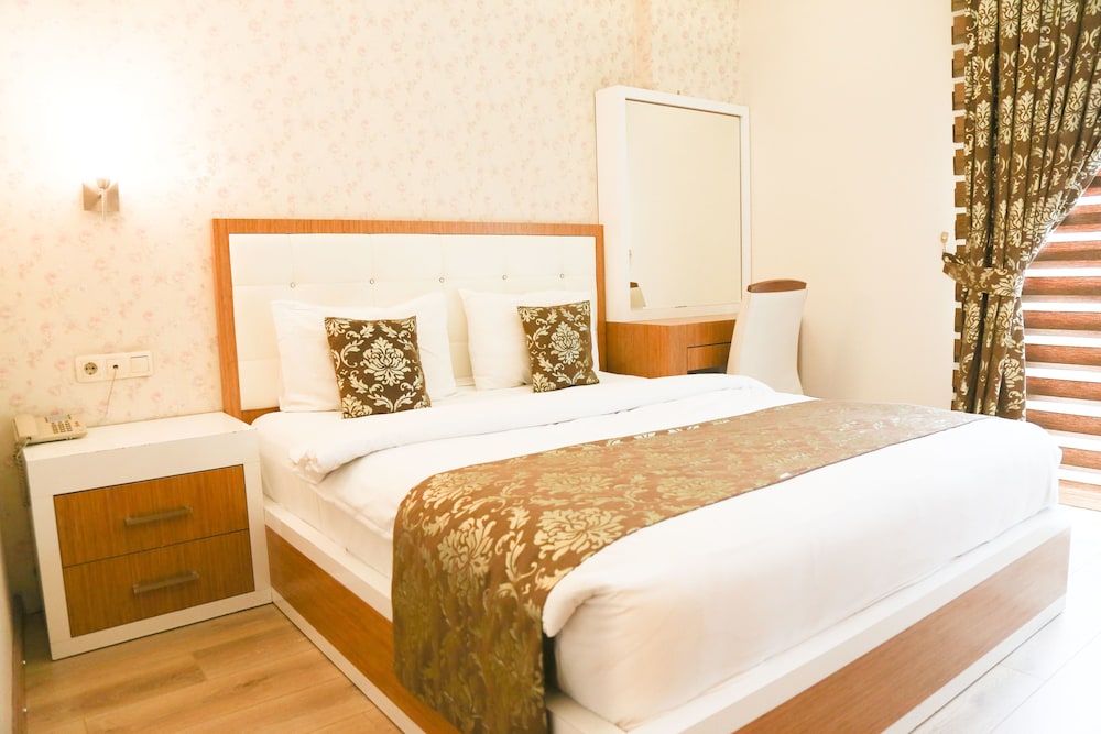 Cebeciler Hotel Rezervasyon
