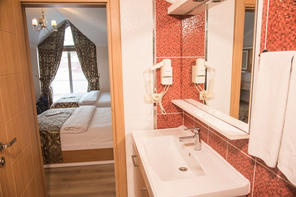 Cebeciler Hotel Rezervasyon