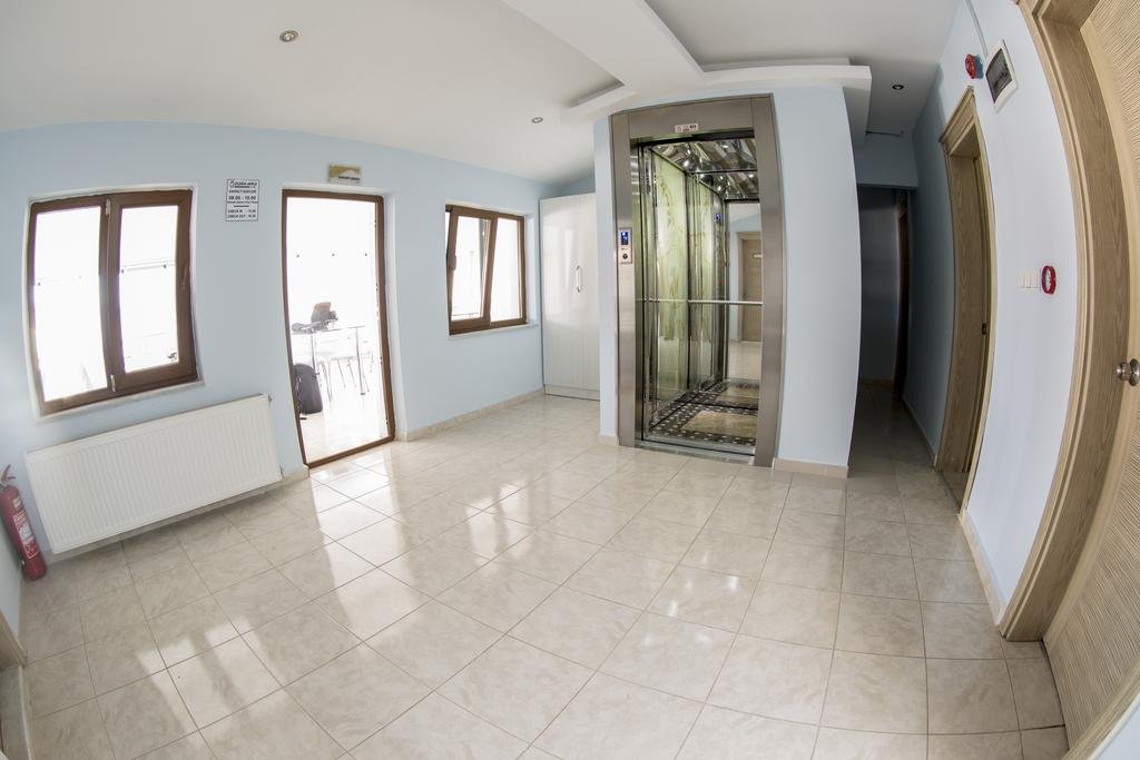 Golden Apple Otel Rezervasyon