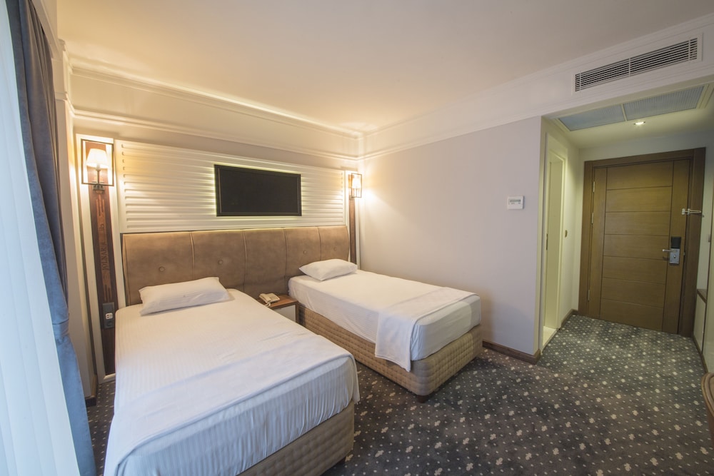 Jolnar Garden Hotel Rezervasyon