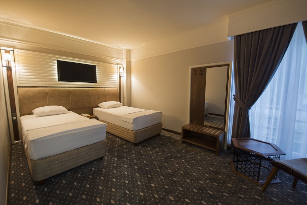 Jolnar Garden Hotel Rezervasyon
