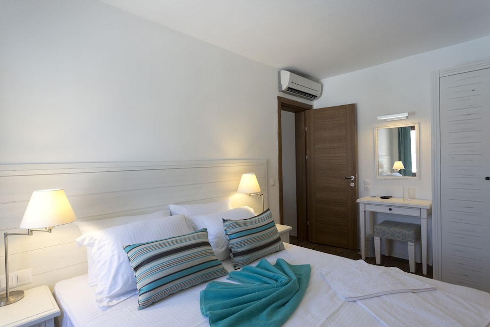 Poseidon Boutique Hotel  & Yacht Club Rezervasyon