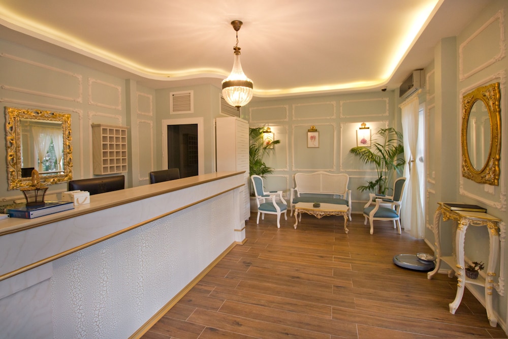 Poseidon Boutique Hotel  & Yacht Club Rezervasyon