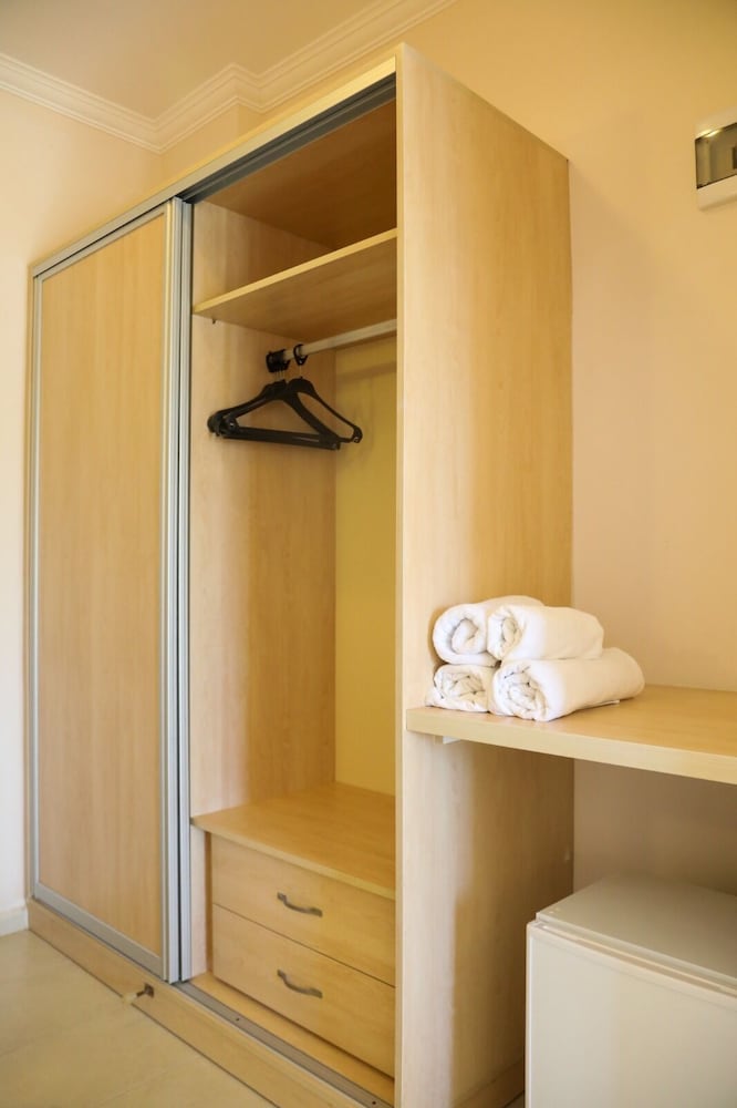Viras Otel - Ortakent Rezervasyon