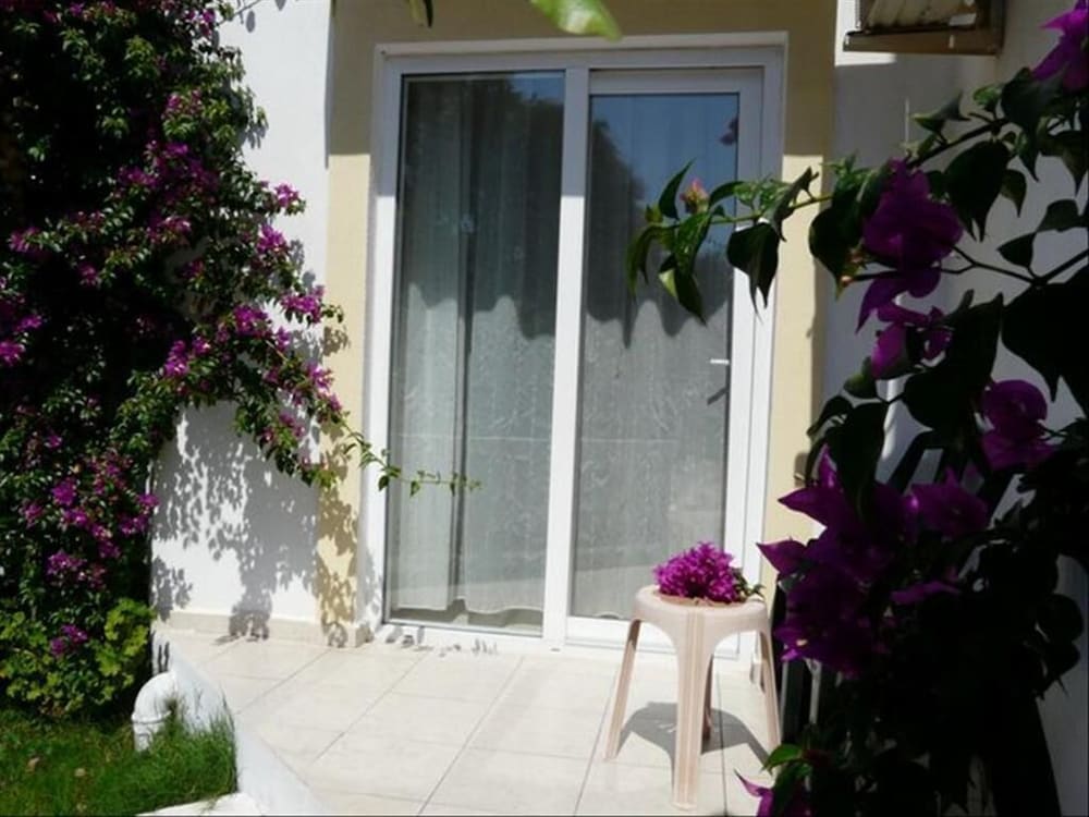 Viras Otel - Ortakent Rezervasyon