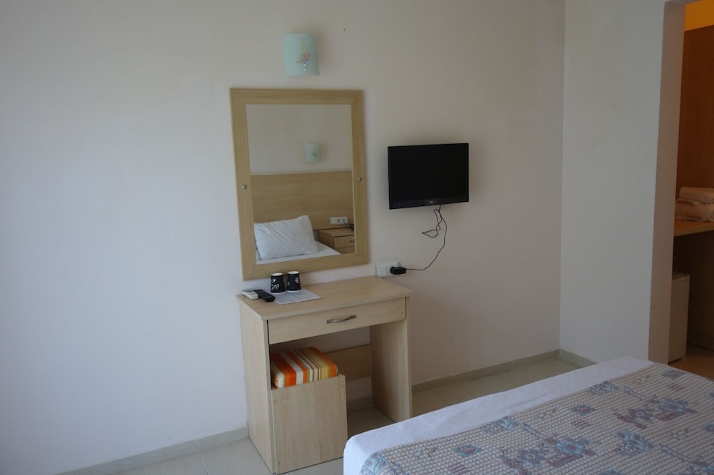 Viras Otel - Ortakent Rezervasyon