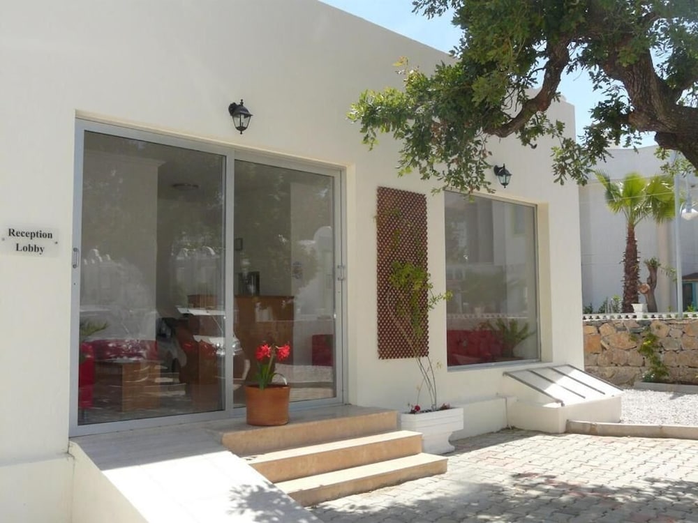 Viras Otel - Ortakent Rezervasyon