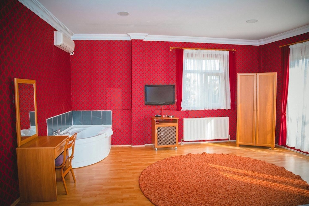 Azim Hotel Rezervasyon