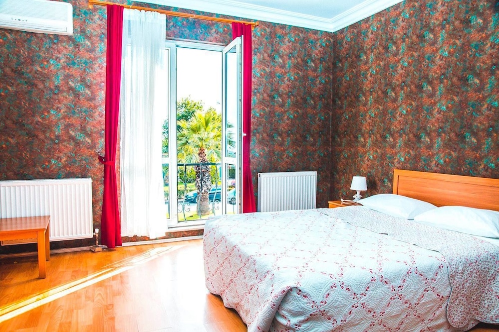 Azim Hotel Rezervasyon