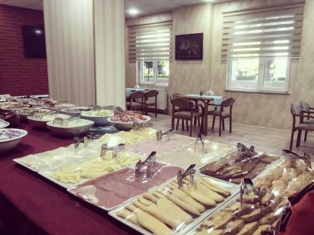 Azim Hotel Rezervasyon