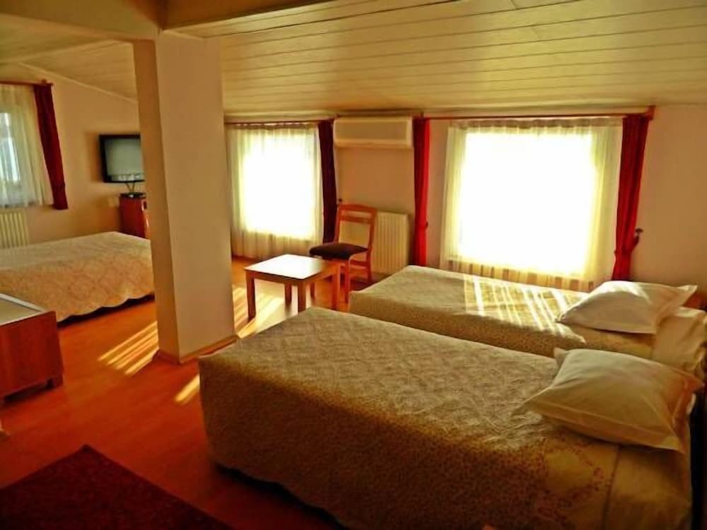 Azim Hotel Rezervasyon