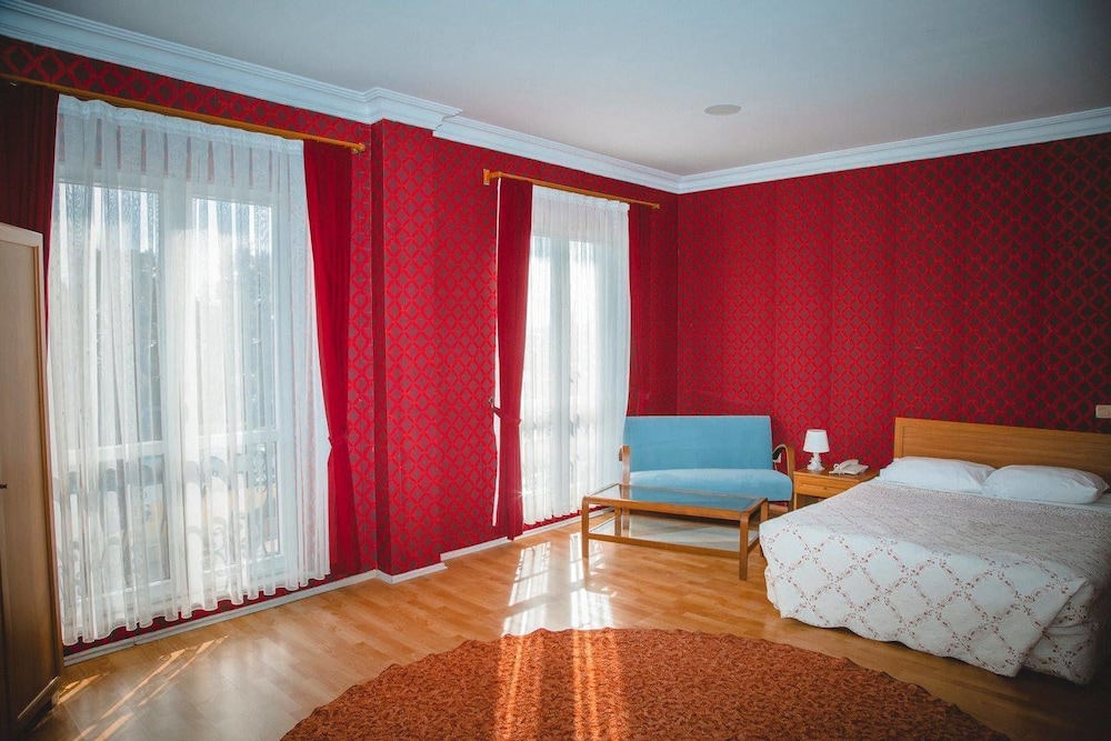 Azim Hotel Rezervasyon