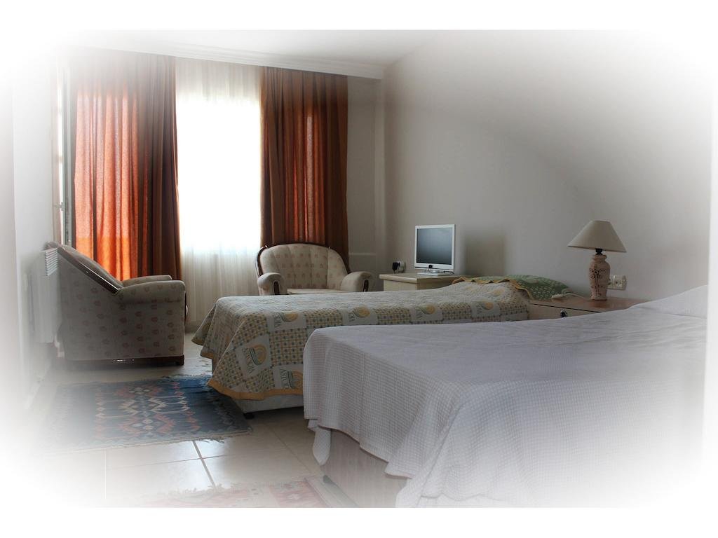 Can Karaburun Hotel Rezervasyon