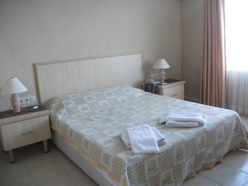 Can Karaburun Hotel Rezervasyon
