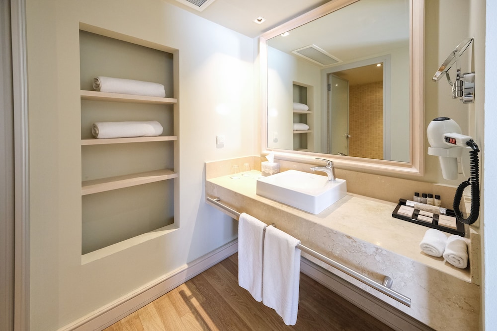 Yacht Club Rezervasyon