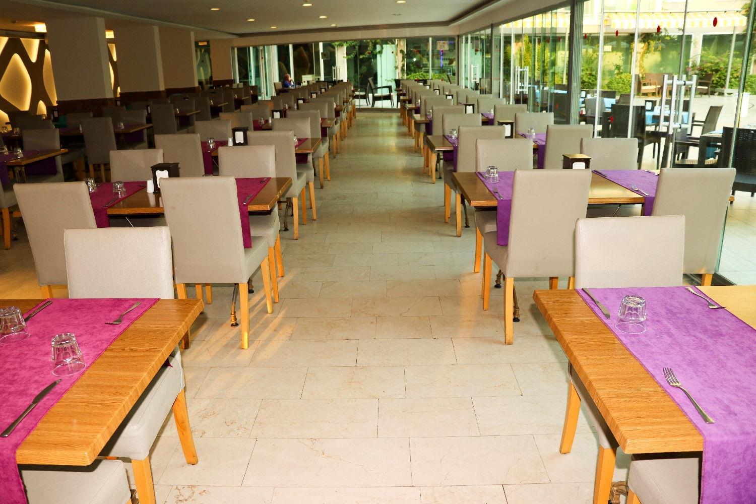 Grand Akca Hotel Rezervasyon