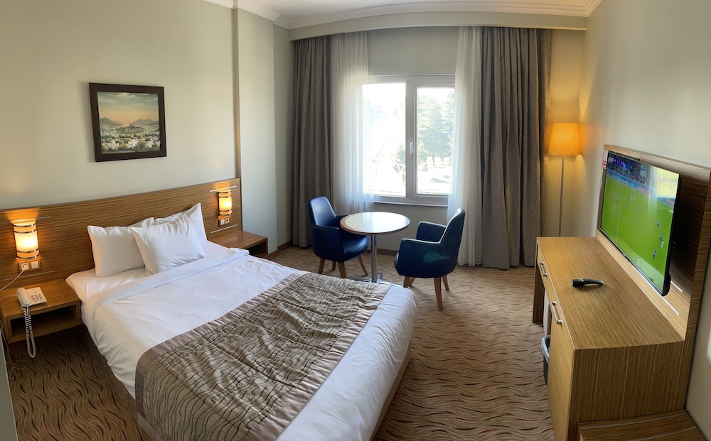 Hotel Almina Park Rezervasyon