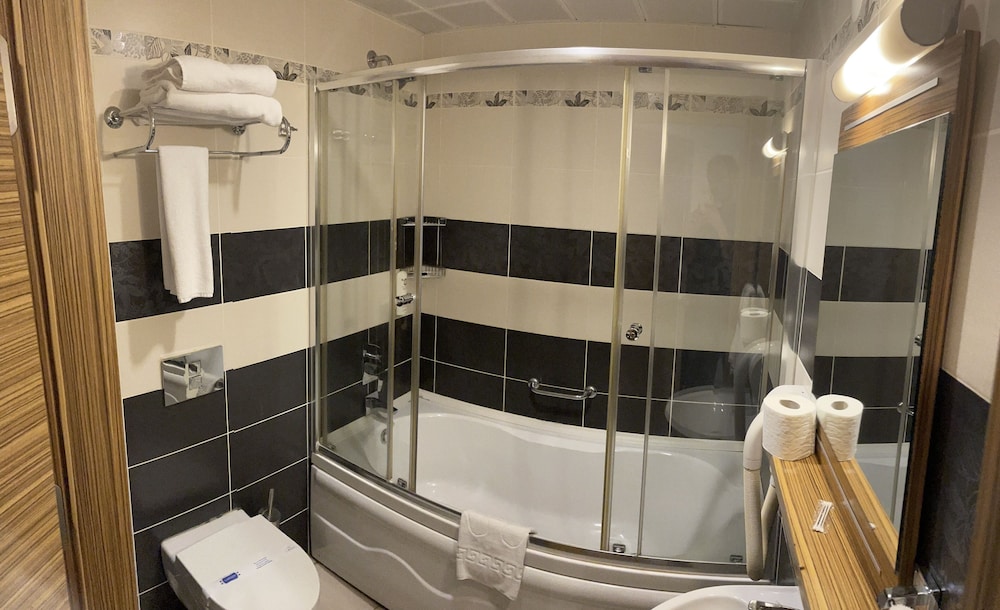 Hotel Almina Park Rezervasyon