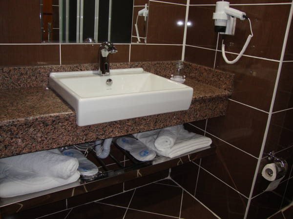 Ilksan Deha Hotel Rezervasyon