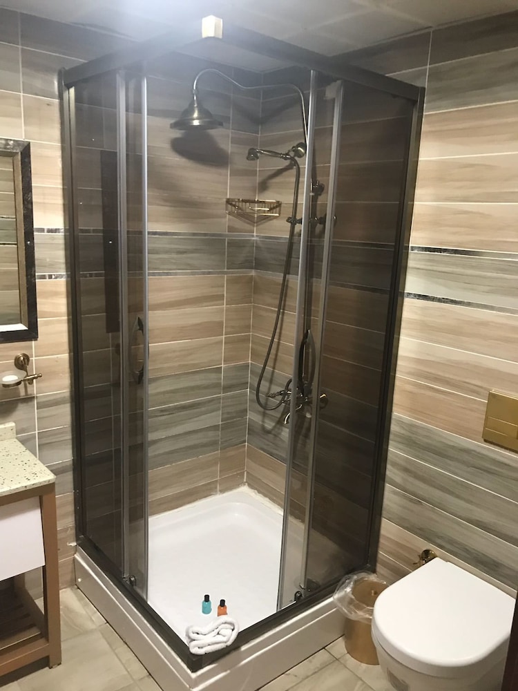 Ozcelik Hotel Rezervasyon