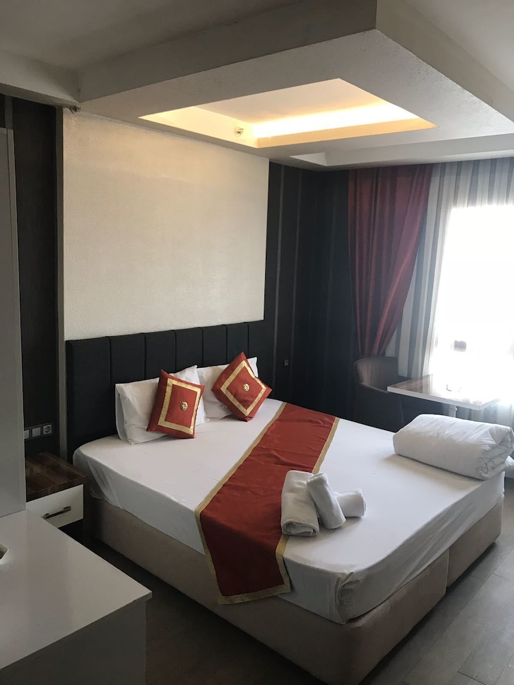 Ozcelik Hotel Rezervasyon