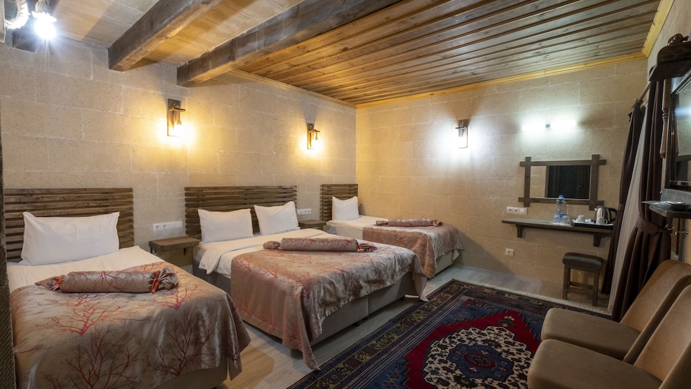 In Stone House Rezervasyon