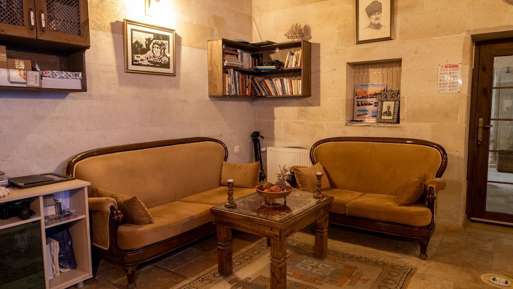 In Stone House Rezervasyon