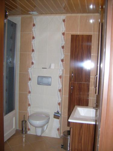 Kayzer Hotel Rezervasyon