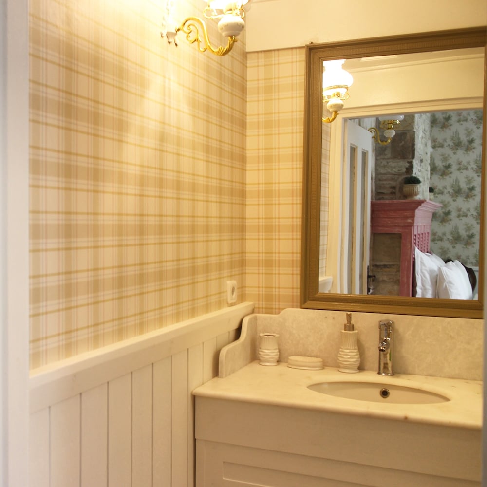 Lola 38 Hotel Rezervasyon