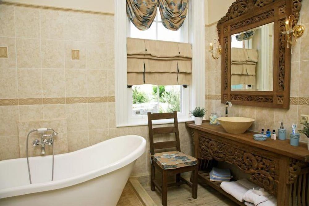 Lola 38 Hotel Rezervasyon