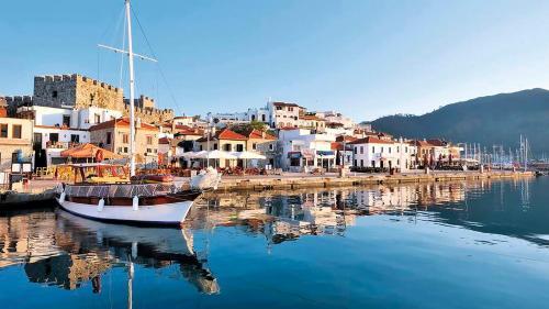 Moni Hotel Rezervasyon