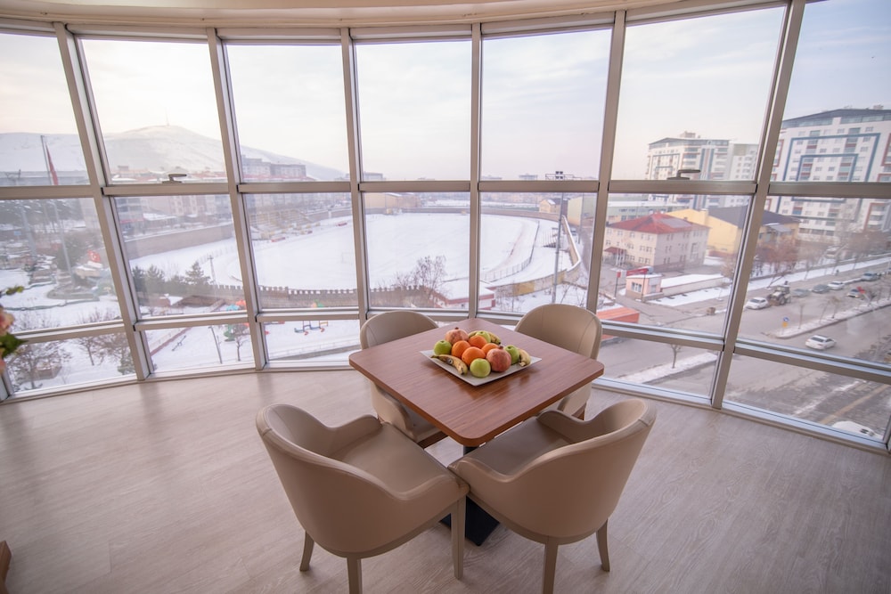 Mus Grand Hotel Rezervasyon
