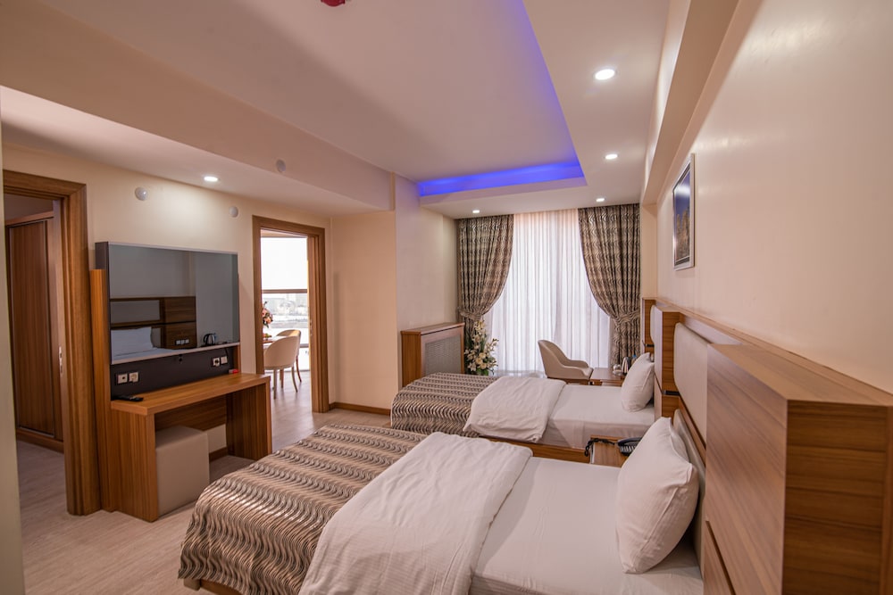 Mus Grand Hotel Rezervasyon