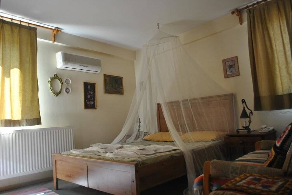 Naz Hotel Rezervasyon
