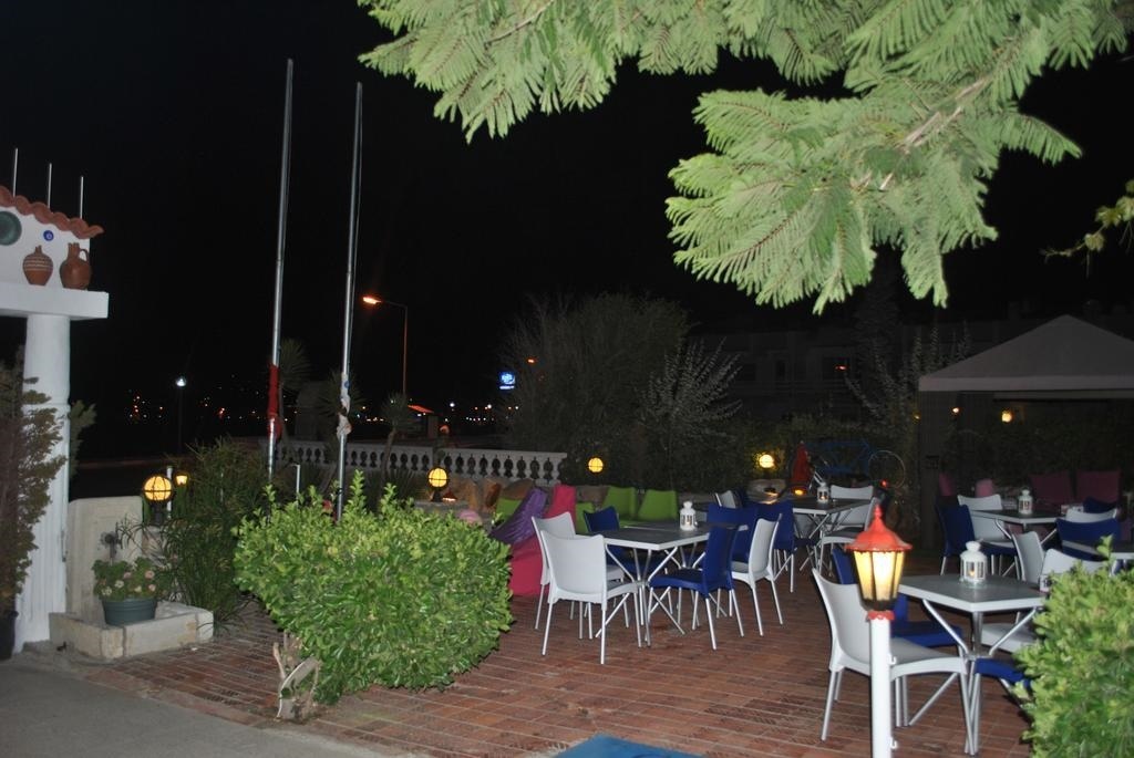 Naz Hotel Rezervasyon