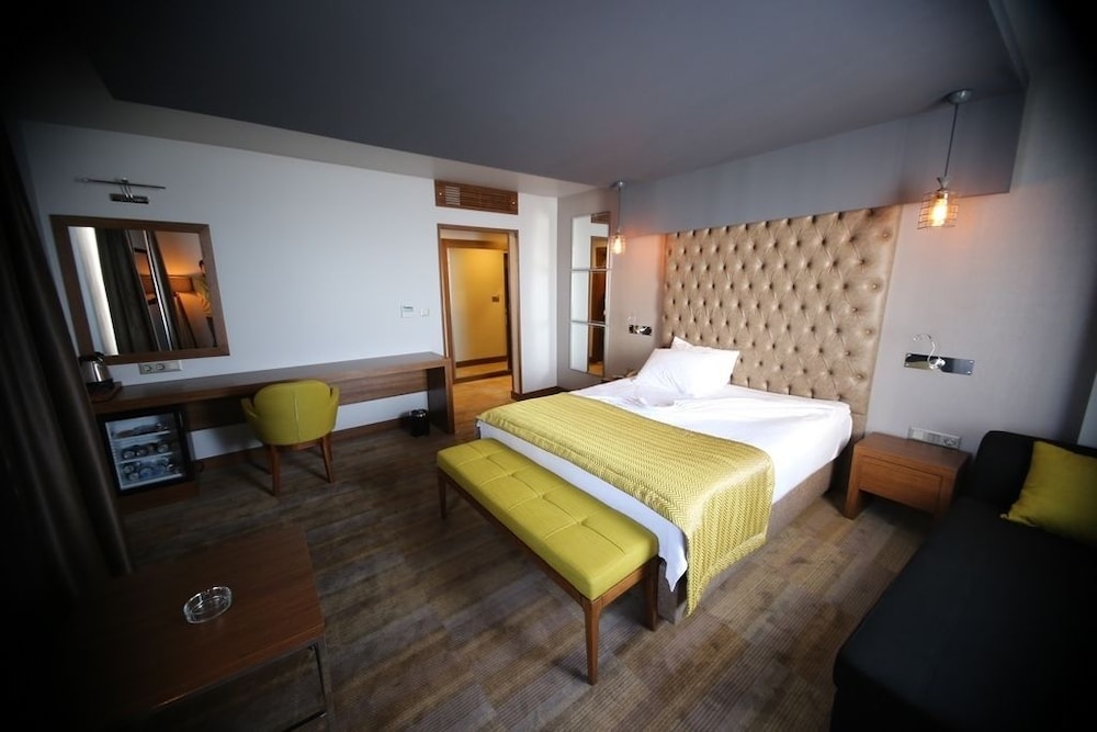 Peronti Hotel Rezervasyon