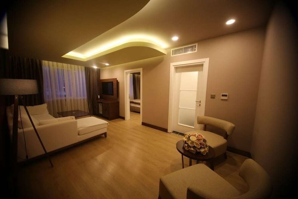Peronti Hotel Rezervasyon
