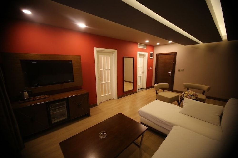 Peronti Hotel Rezervasyon