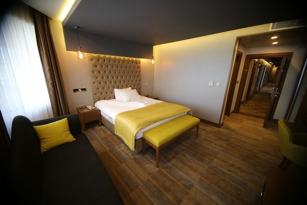 Peronti Hotel Rezervasyon